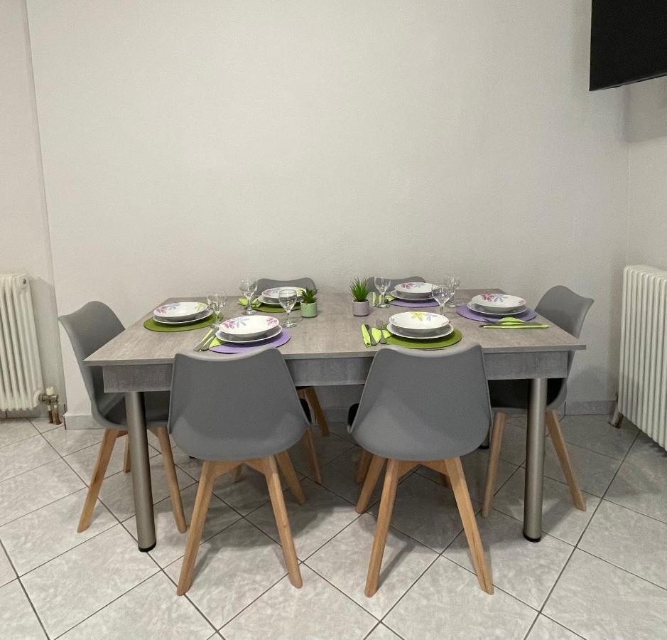 איגומניטסה Litsa'S Apartment מראה חיצוני תמונה